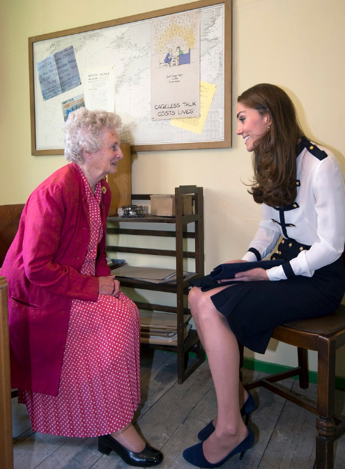 kate-rencontre-briseuse-codes