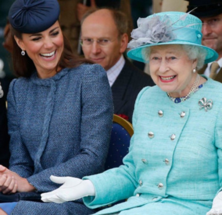 Contrairement à ce que prétendent les tabloids la guerre n'est pas déclarée entre Kate et la reine