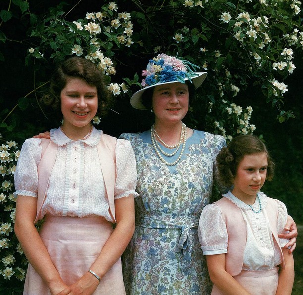 La reine Elizabeth et les princesses en 1943