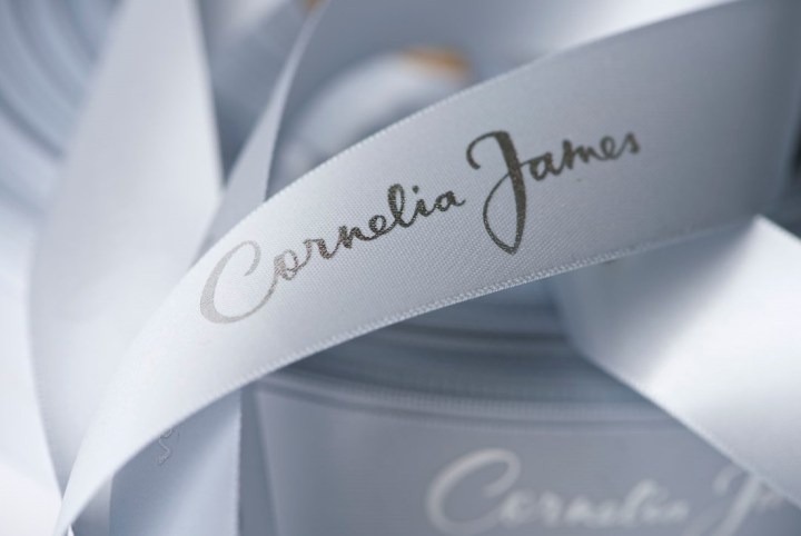 Cornelia James c'est d'abord une légende