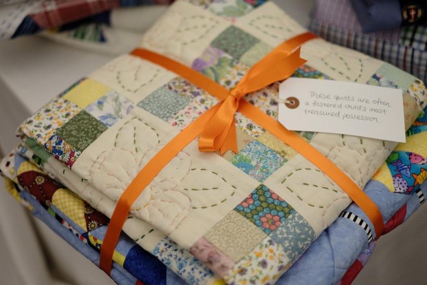 Deux couettes en patchwork offertes à George et Charlotte