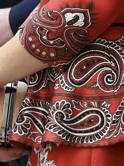 ensemble-mcqueen-kate-mumbai-print-focus