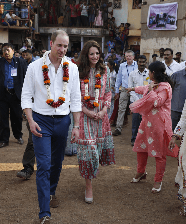 Un conte de fées s'invite dans le bidonville