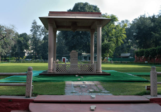 La colonne du martyr l'endroit où il fut assassiné