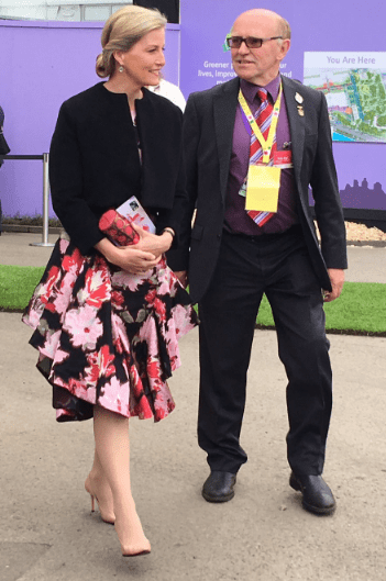 La jupe en fleurs de la comtesse Sophie de Wessex