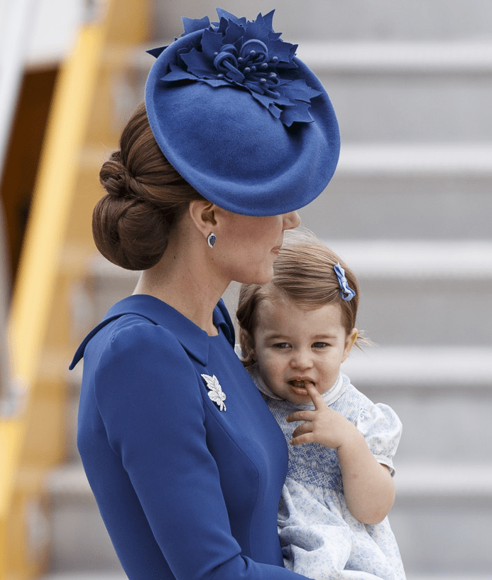 kate-charlotte-chapeau-erable-canada