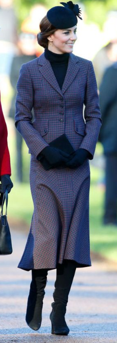kate-sandringham-michael-kors-tailleur