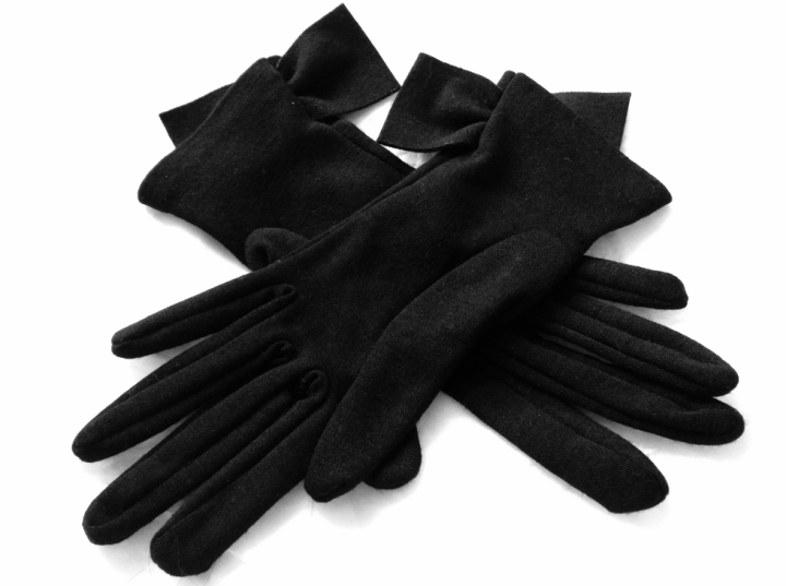 Gants Cornelia James 58€