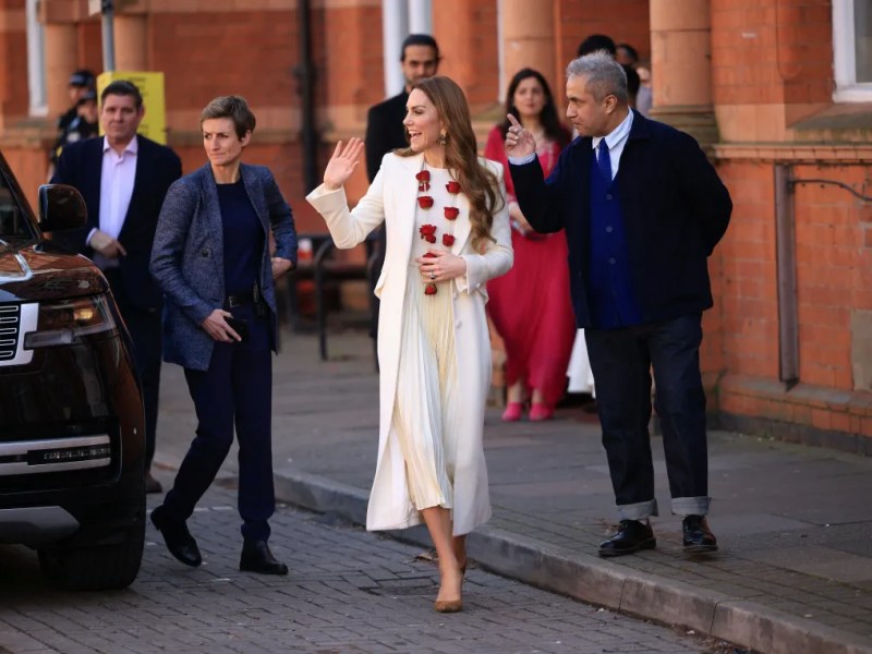 Kate fête le festival coloré Holi