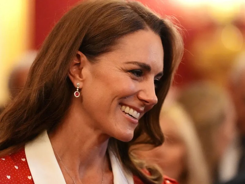 Kate au palais St James pour la recherche